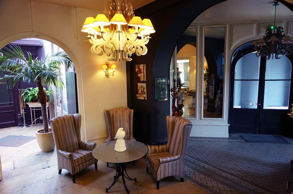 Logis Hotel De Bourgogne - Mâcon Eksteriør bilde