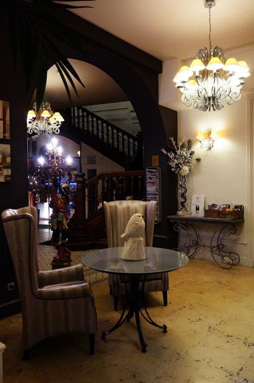 Logis Hotel De Bourgogne - Mâcon Eksteriør bilde