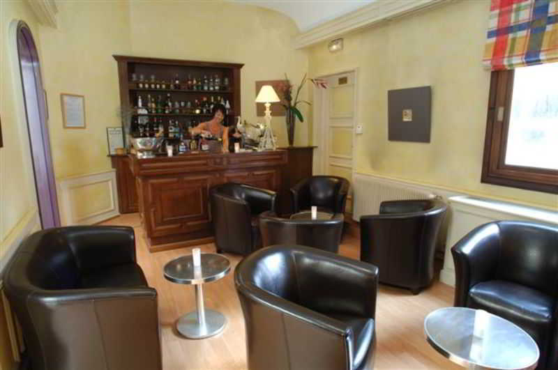 Logis Hotel De Bourgogne - Mâcon Restaurant bilde